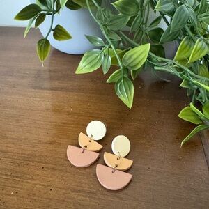 SHEIN geometric Dangle earrings